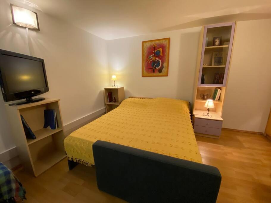 Apartman Cozy & Quiet Studio With A Garden *